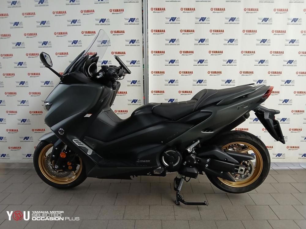 Yamaha T-Max 560 Tech Max (2021) (2)