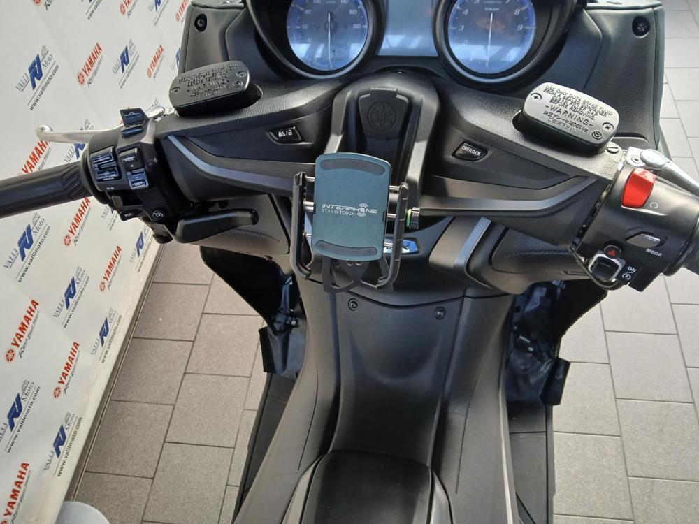 Yamaha T-Max 560 Tech Max (2020) (3)