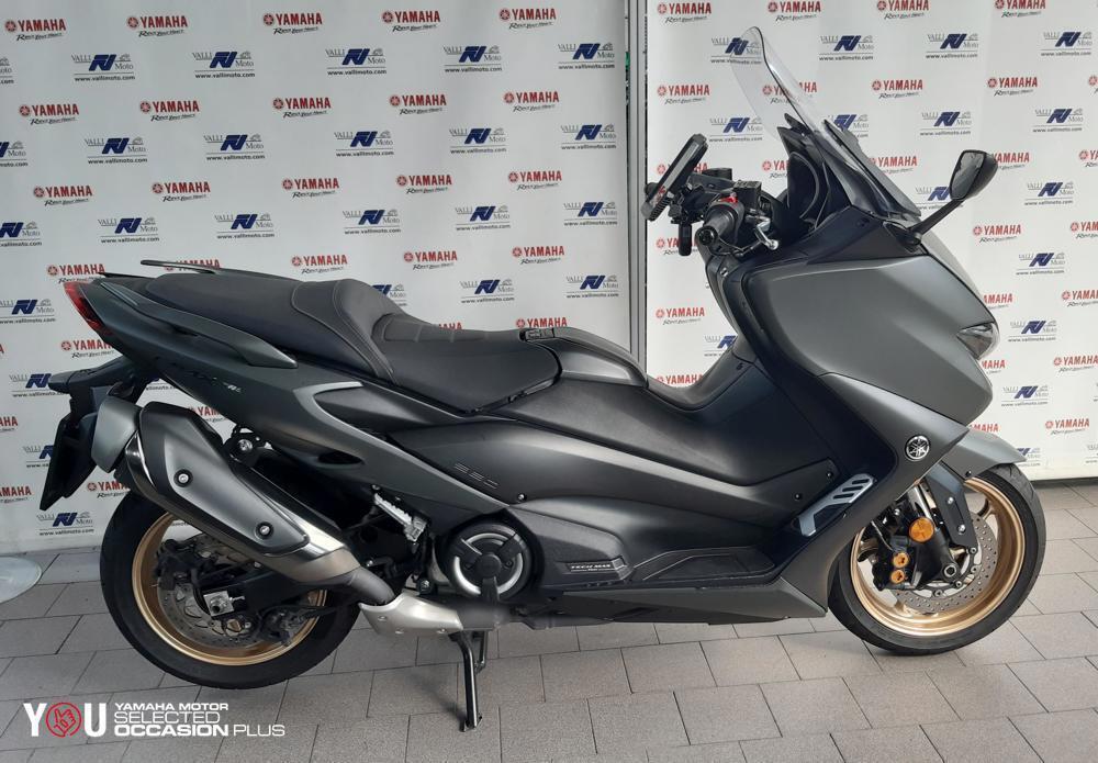 Yamaha T-Max 560 Tech Max (2021)