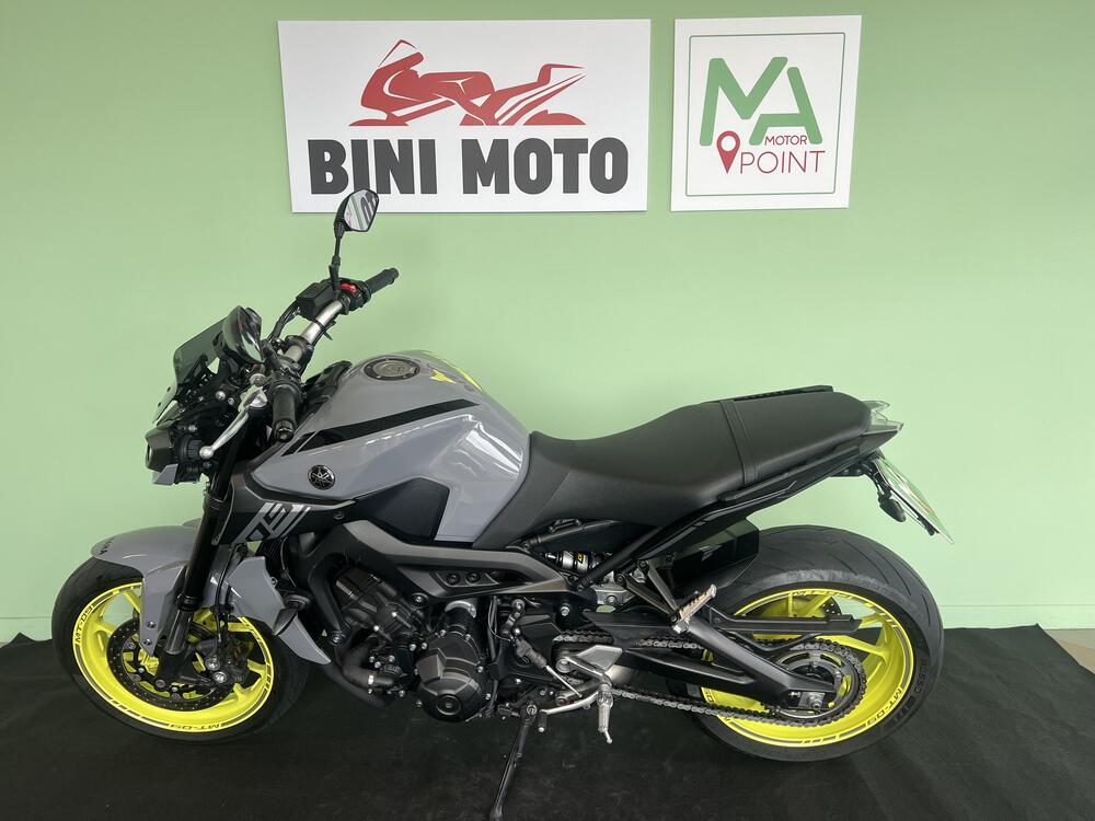 Yamaha MT-09 (2017 - 20) (5)