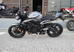 Triumph Street Triple 765 R (2023 - 25) usata