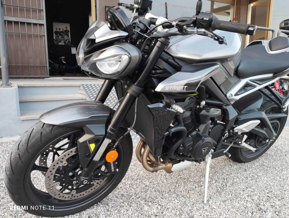 Triumph Street Triple 765 R (2023 - 25) (3)