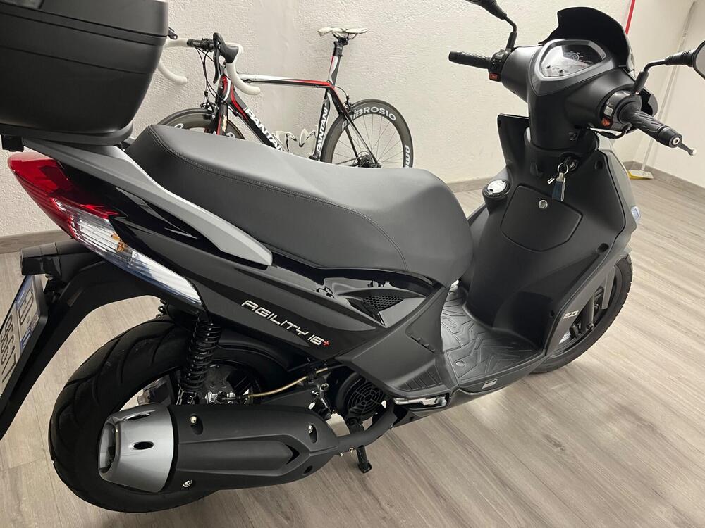 Kymco Agility 200i R16 + (2014 - 17) (4)