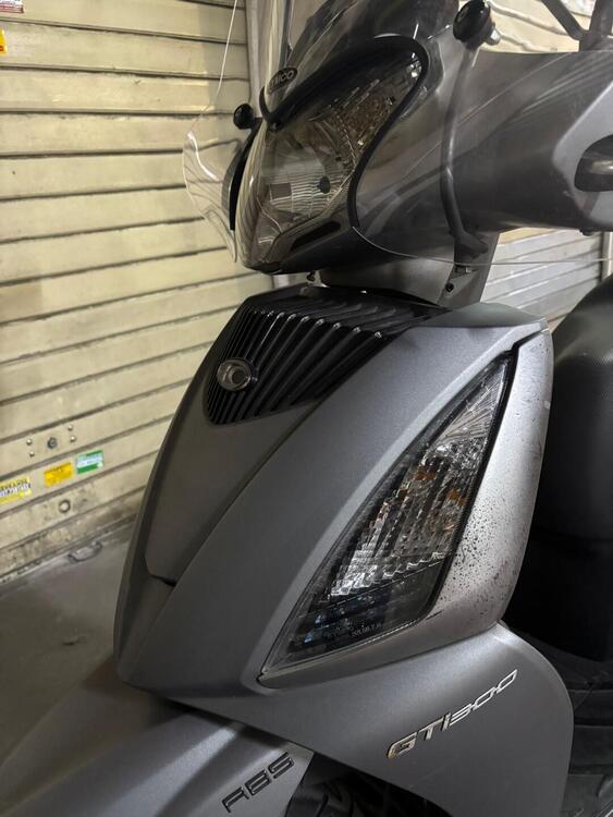 Kymco People 300i GT ABS (2016 - 20) (5)