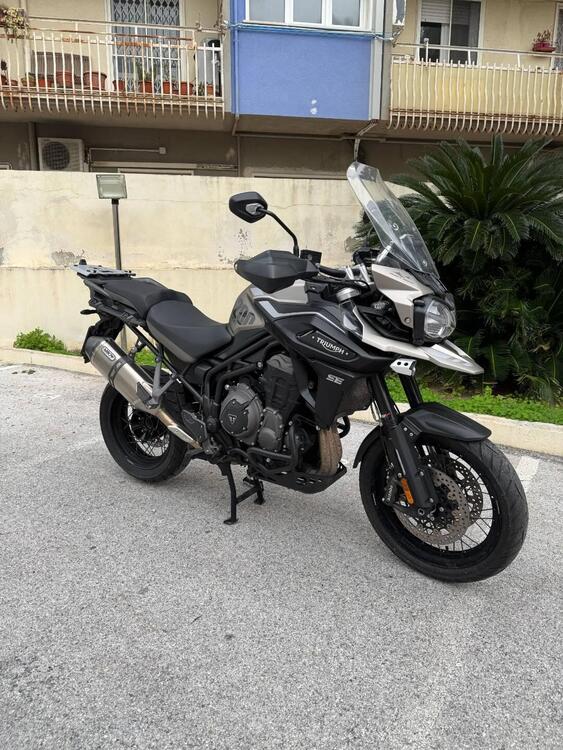 Triumph Tiger 1200 Desert Edition (2020) (2)