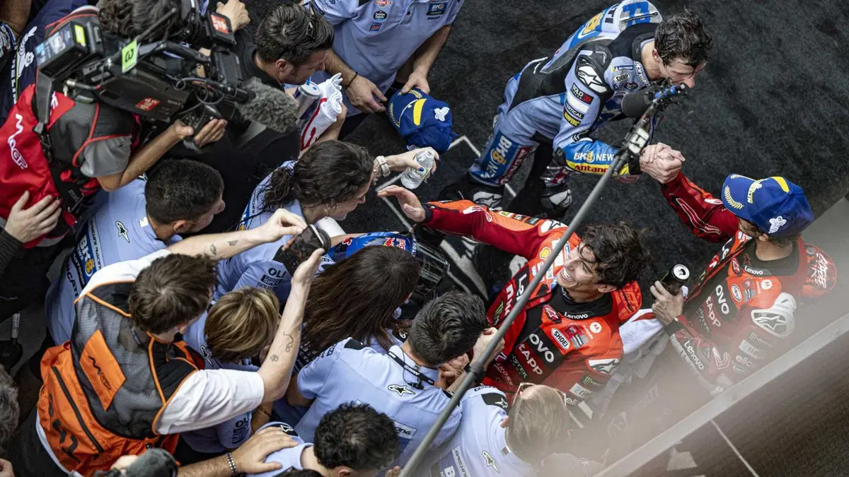 MotoGP 2025. GP della Thailandia. Le foto più belle del GP di Buriram [GALLERY] (5)