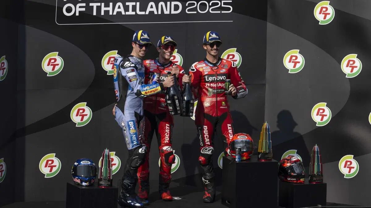 MotoGP 2025. GP della Thailandia. Le foto più belle del GP di Buriram [GALLERY] (2)