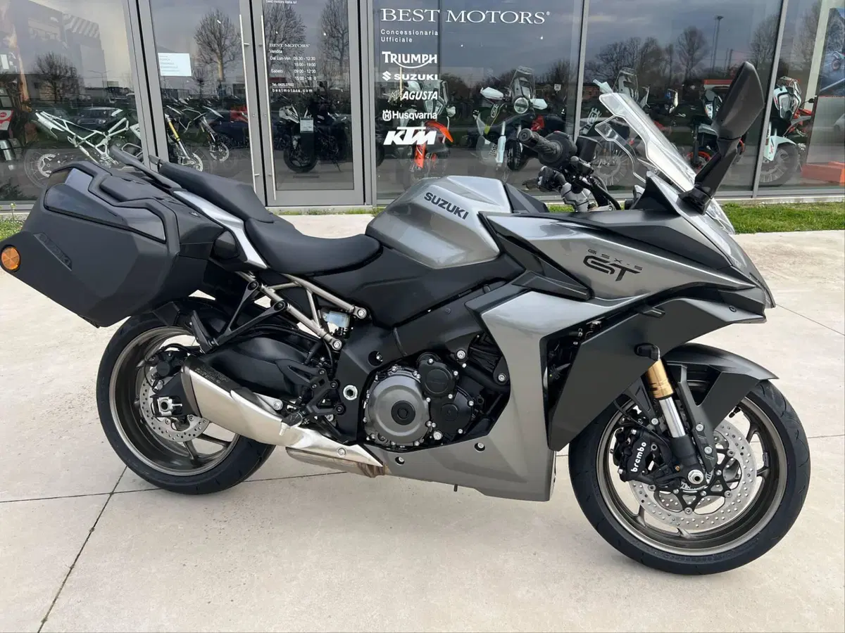 Suzuki GSX-S1000GT (2025 - 26) (4)