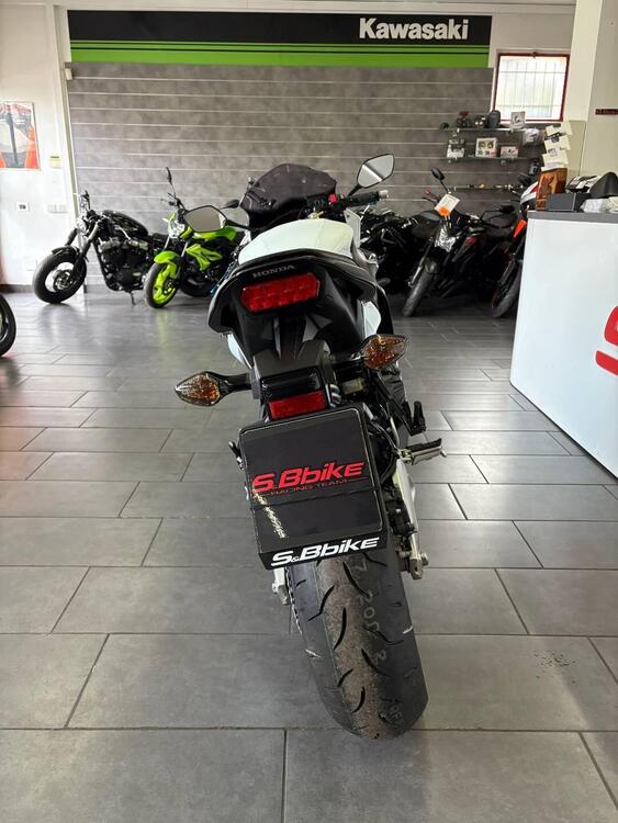 Honda CBR 650 F ABS (2014 - 17) (4)