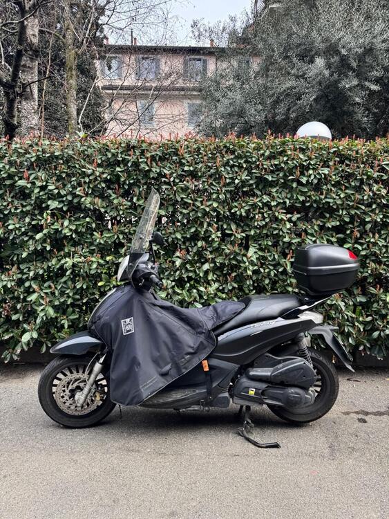 Piaggio Beverly 300 i.e. (2010 - 16) (2)