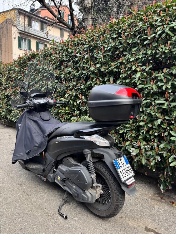 Piaggio Beverly 300 i.e. (2010 - 16) (3)