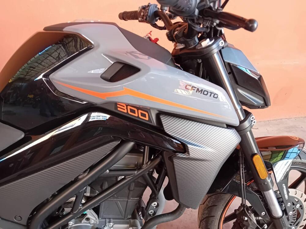 CFMOTO 300NK (2021 - 25) (5)