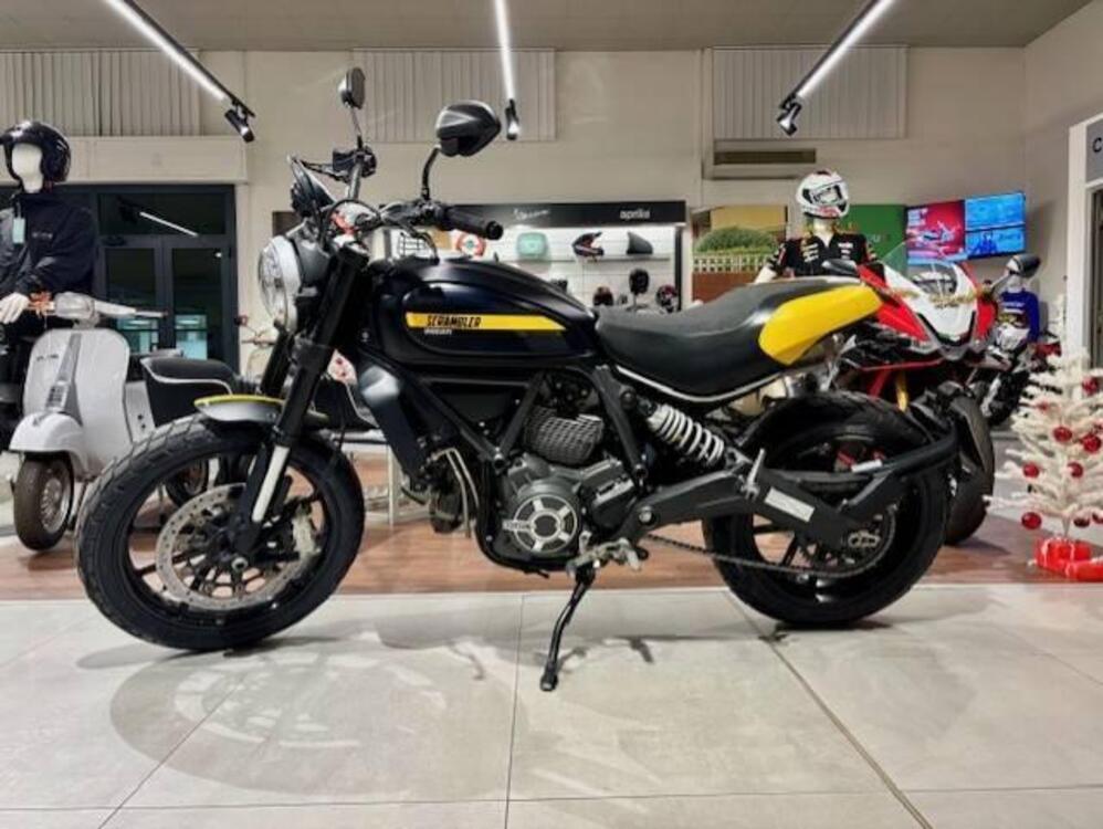 Ducati Scrambler 800 Full Throttle (2015 - 16) (2)