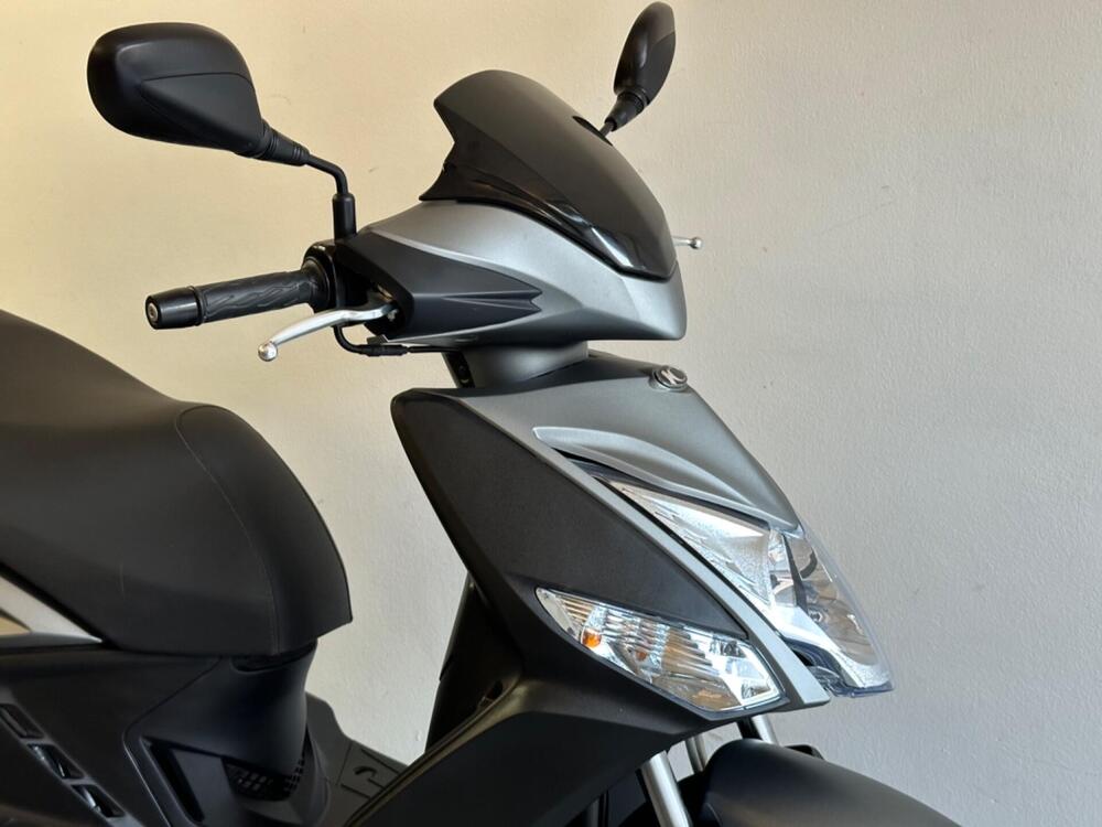 Kymco Agility 125 R16 + (2021 - 25) (4)