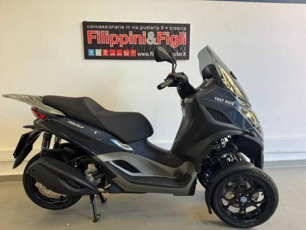 Piaggio MP3 310 (2025)