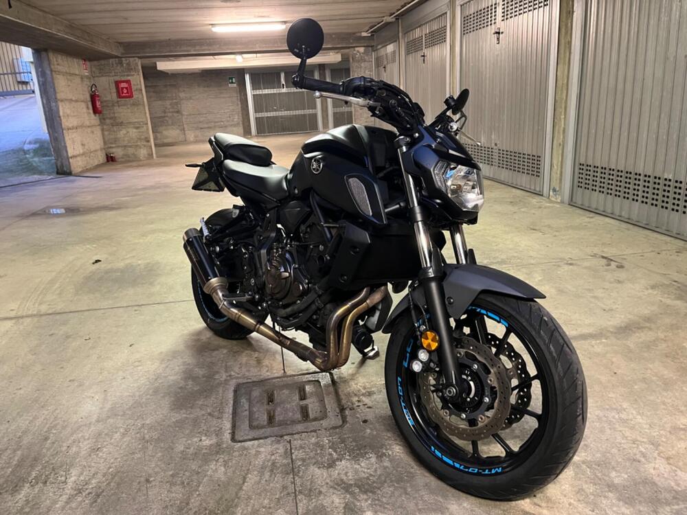 Yamaha MT-07 (2018 - 20) (2)