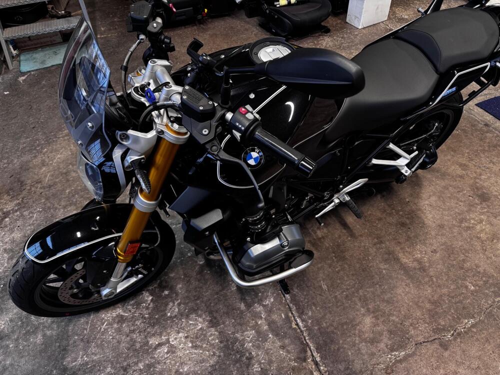 Bmw R 1200 R Black Edition (2017 - 18) (3)