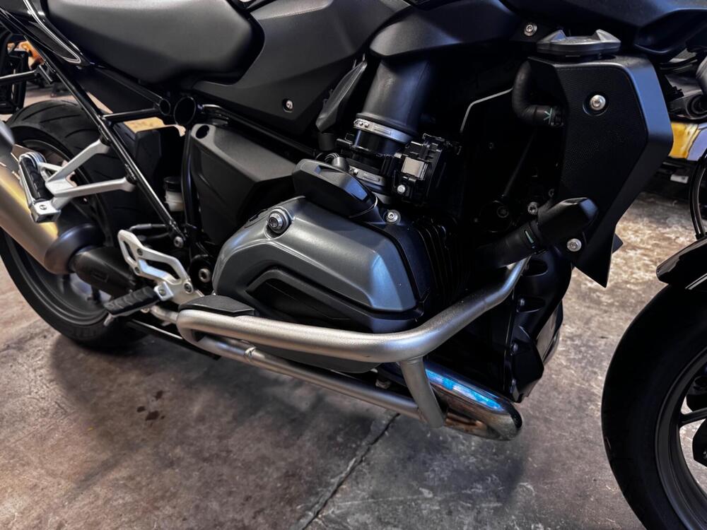 Bmw R 1200 R Black Edition (2017 - 18) (4)