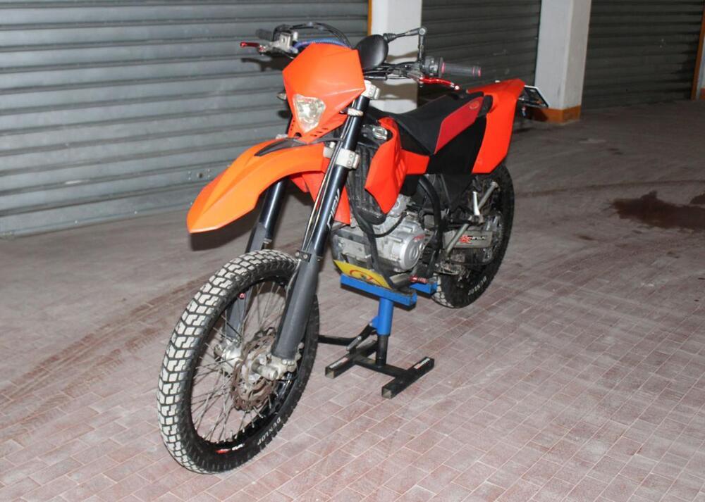 Betamotor RR 125 4T Enduro LC (2010 - 15) (4)