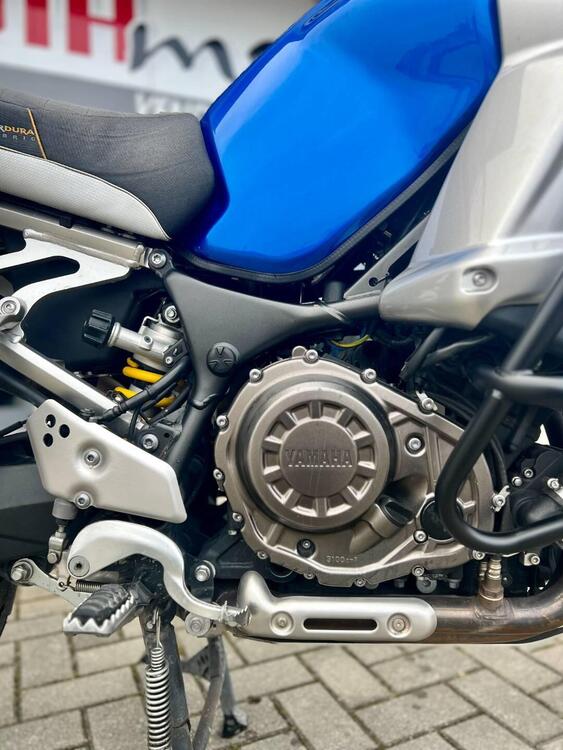 Yamaha XT1200Z Super Ténéré First Edition (2010 - 11) (3)