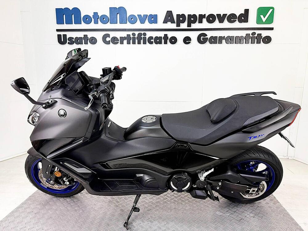 Yamaha T-Max 560 (2022 - 24) (5)