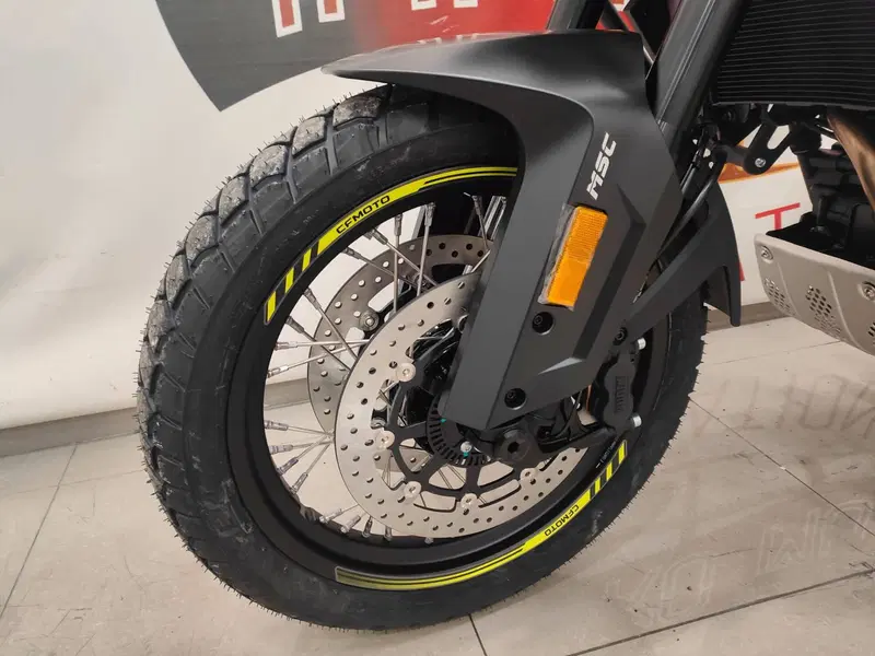 CFMOTO 800MT Explore (2023 - 26) (6)