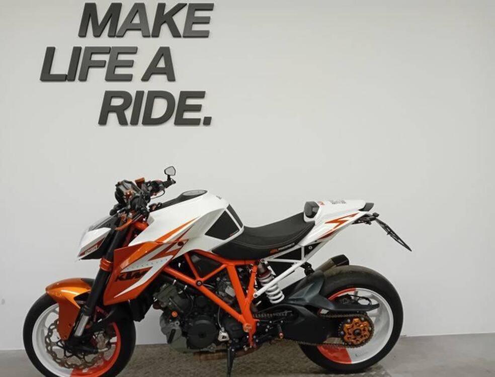 KTM 1290 Super Duke R SE ABS (2016) (2)