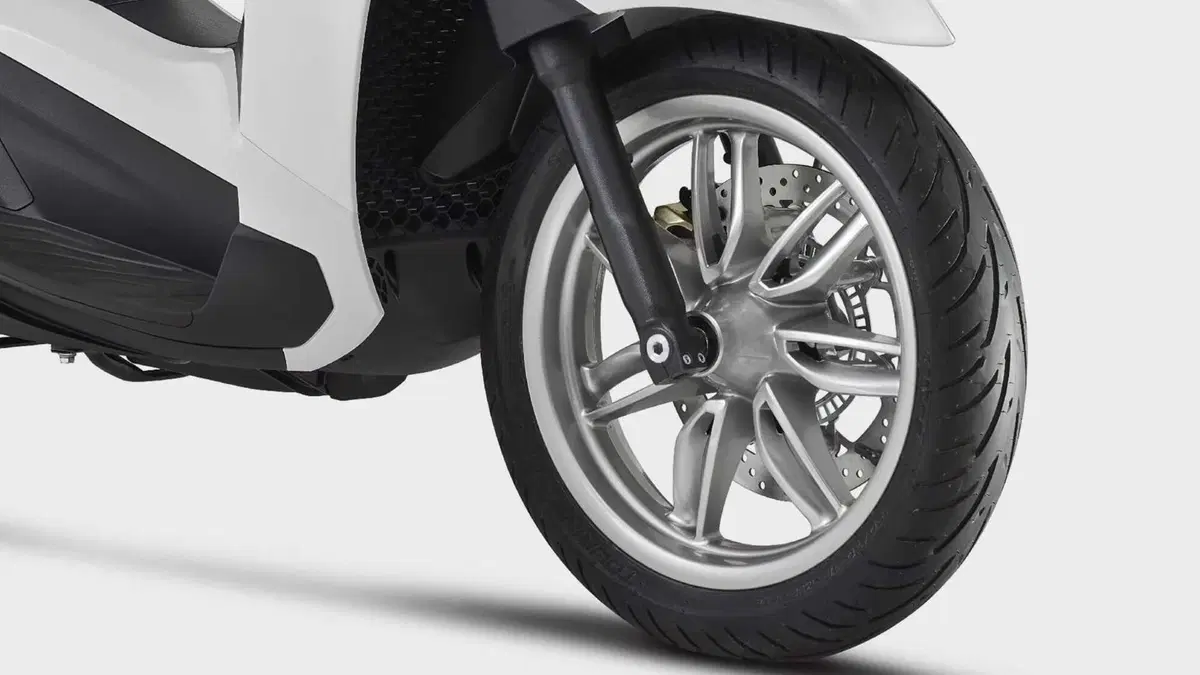 Piaggio Beverly 400 Beverly 400 (2025 - 26) (4)