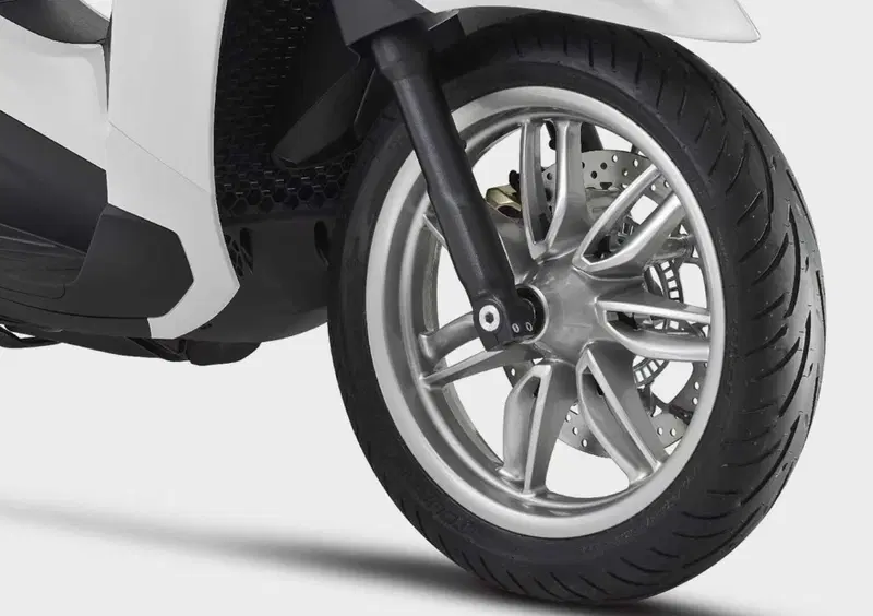 Piaggio Beverly 400 Beverly 400 (2025 - 26) (4)
