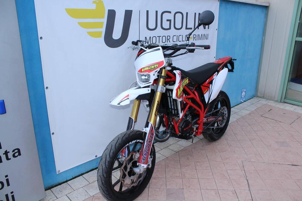 Valenti Racing SM 50 (2015 - 22) (2)