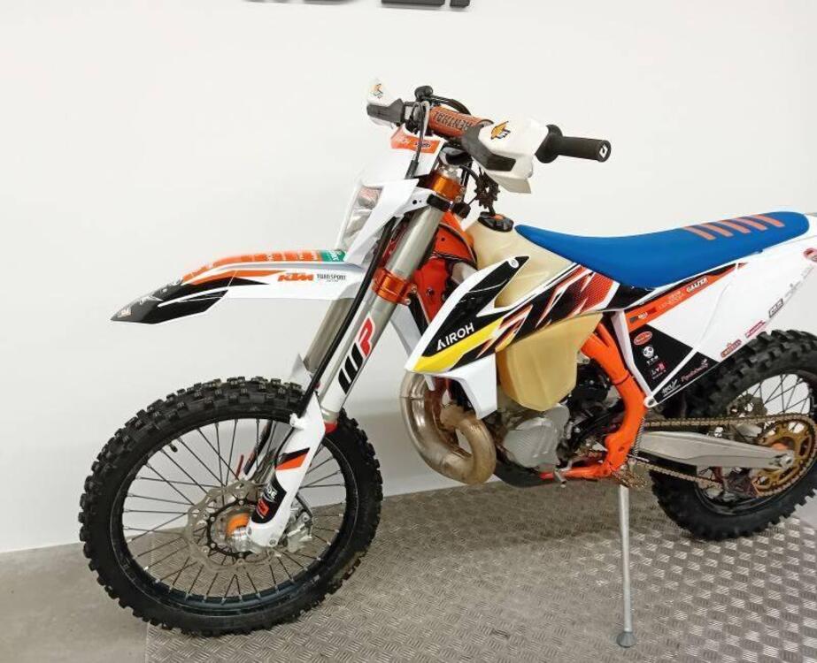 KTM 300 EXC TPI Six Days (2022) (5)