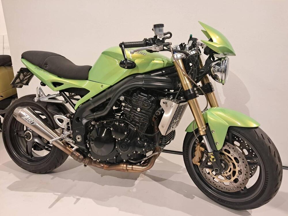 Triumph Speed Triple 1050 (2005 - 11) (2)