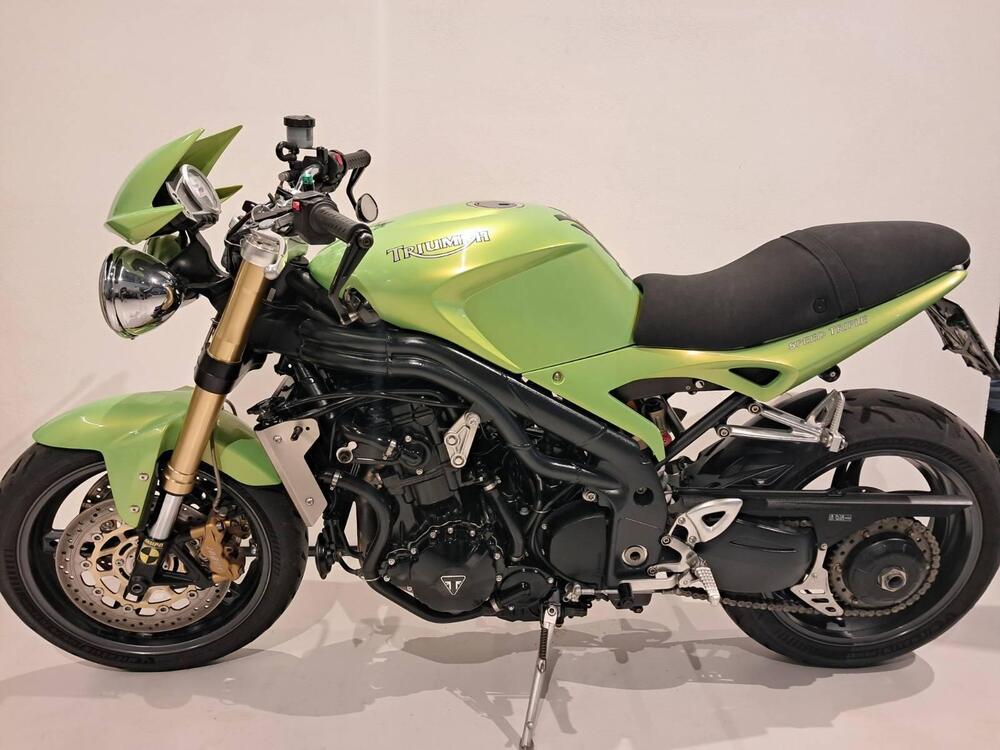 Triumph Speed Triple 1050 (2005 - 11) (3)