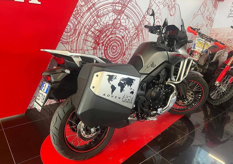 Vendo Honda Transalp XL750 Travel Edition (2023 - 24) usata Vendo Honda Transalp XL750 Travel Edition (2023 - 24) usata
