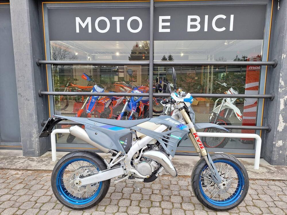 Tm Moto SMR 125 ES Fi 2T (2025) (3)