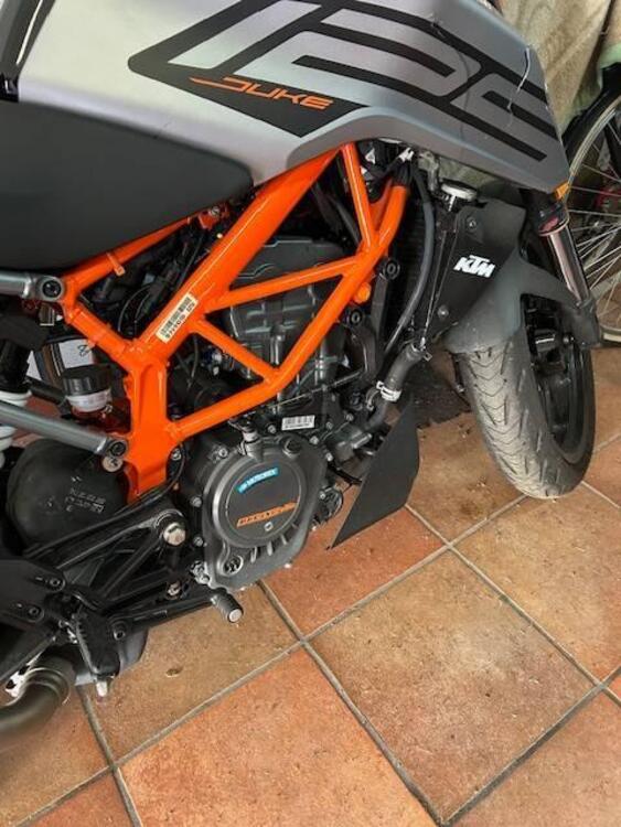 KTM 125 Duke (2021 - 23) (5)
