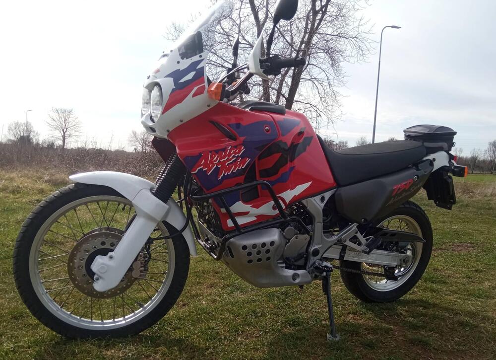 Honda Africa Twin XRV 750 (1996 - 02) (5)