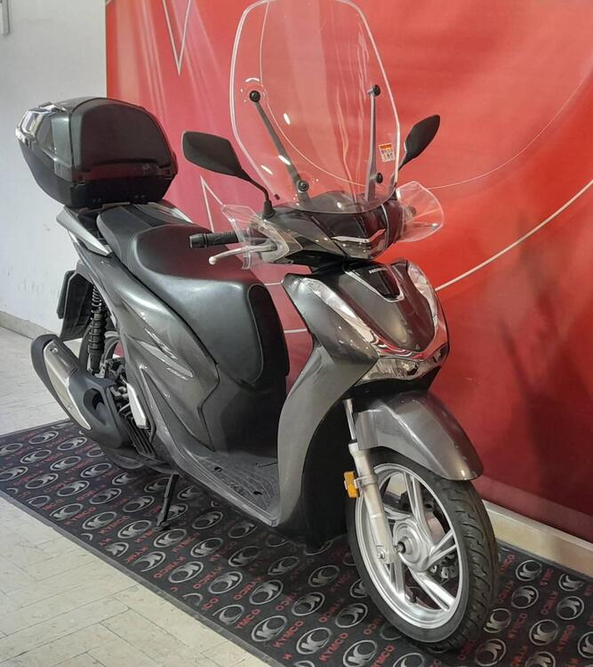 Honda SH 150i (2020 - 25) (4)