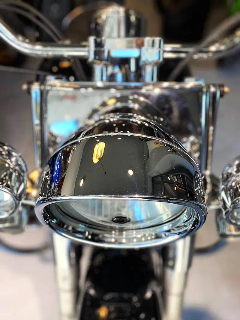 Harley-Davidson 1690 Deluxe ABS (2011 - 16) - FLSTN (14)