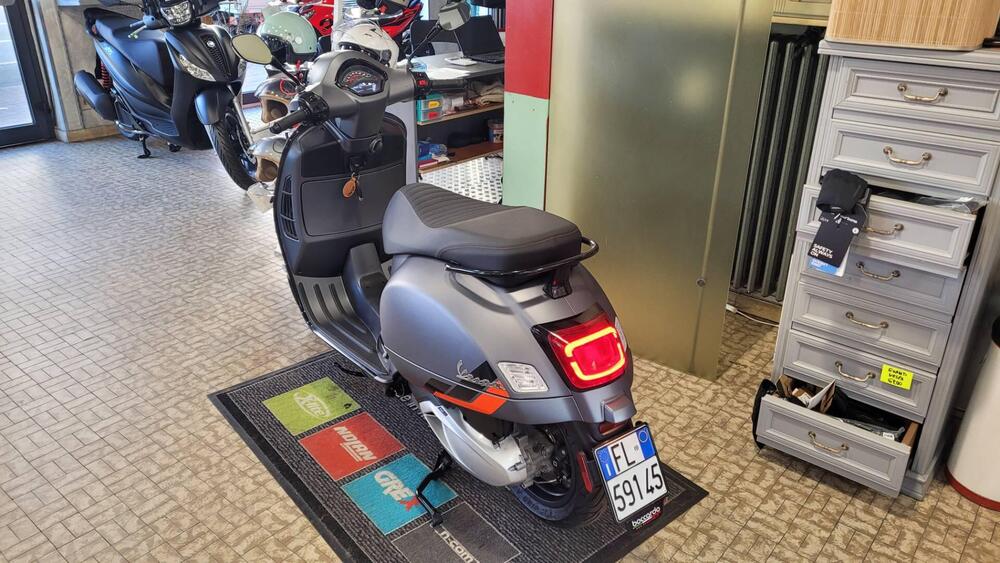 Vespa GTS 310 Supersport (2025) (4)