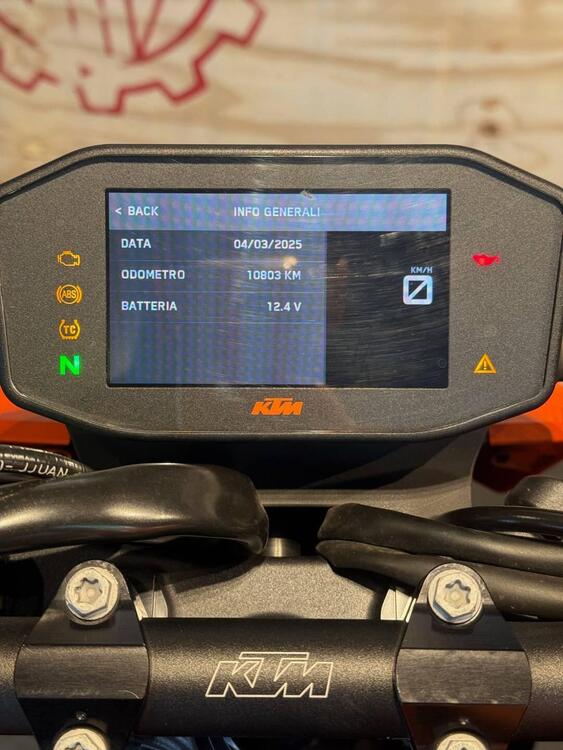 KTM 890 Duke GP (2022 - 23) (4)