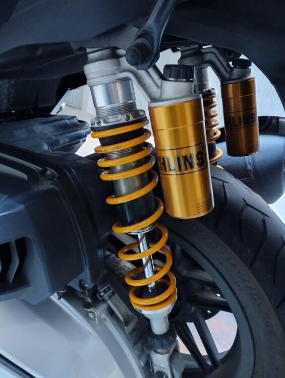 AMMORTIZZATORI POSTERIORI OHLINS PER HONDA FORZA Öhlins