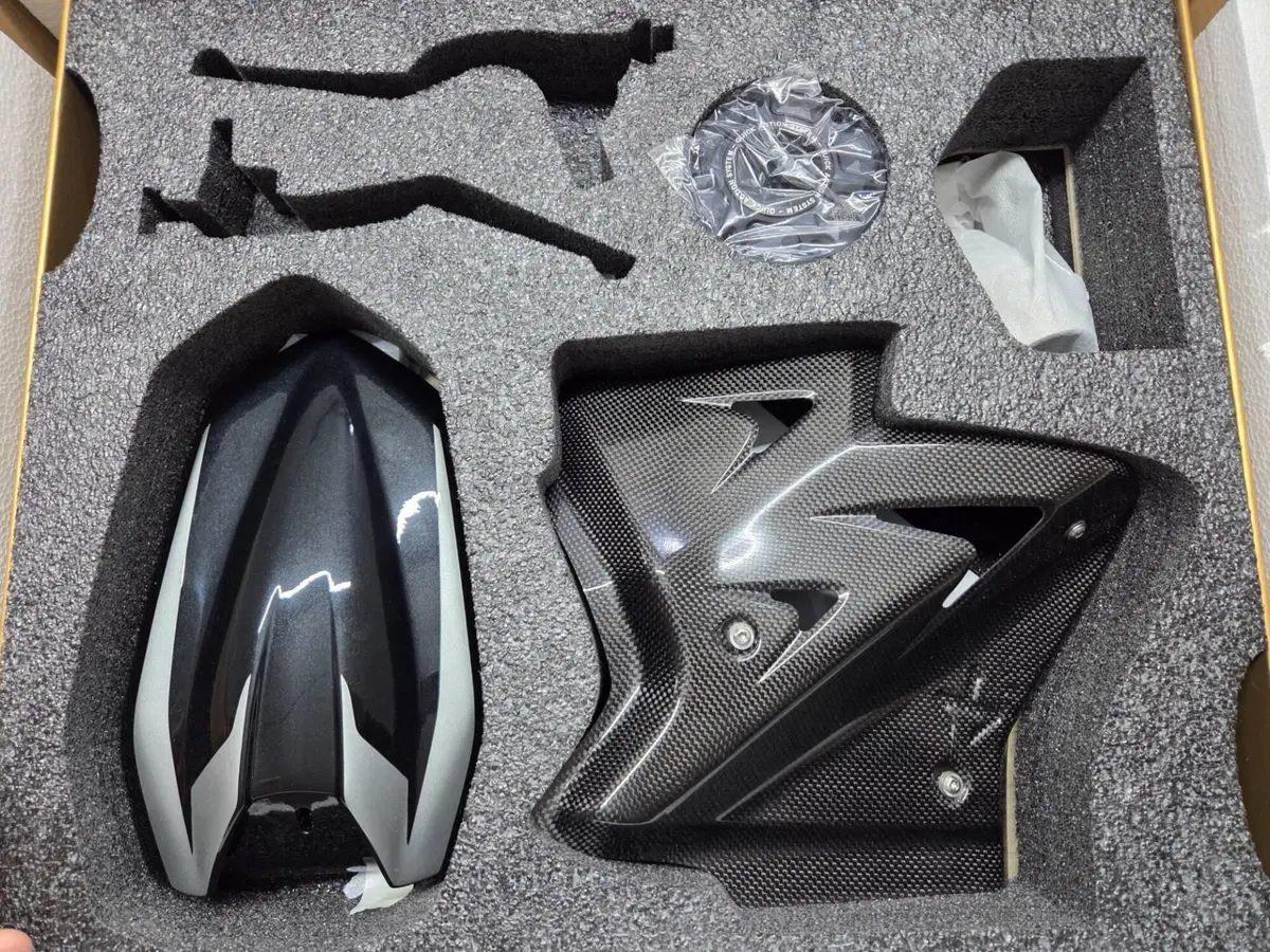 KIT RACING PER MV AGUSTA F3 RR *TUO CON 10 RATE DA (3)