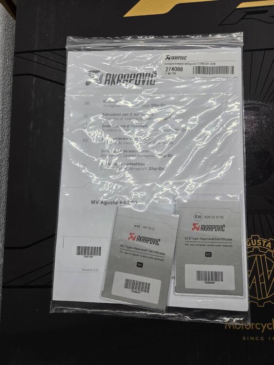 KIT RACING PER MV AGUSTA F3 RR *TUO CON UN ANTICIP (5)