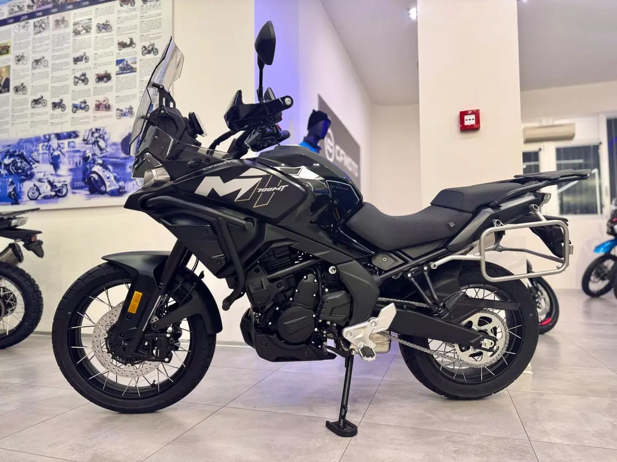 CFMOTO 700MT Adventure (2025 - 26)