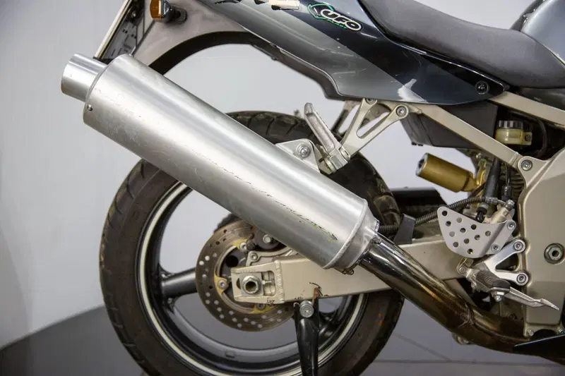 Kawasaki Ninja 600 ZX-6R (1998 - 99) (12)