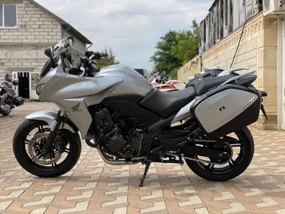 Honda CBF 1000 ST (2010 - 13) usata