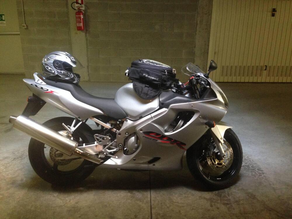 Honda CBR 600 F (2001 - 06)