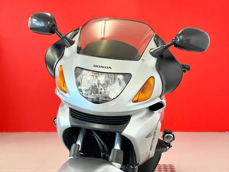 Honda Deauville 650 (2002 - 05) (14)
