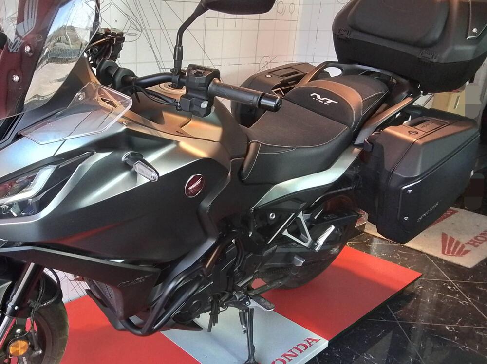 Honda NT 1100 Travel DCT (2022 - 24) (5)